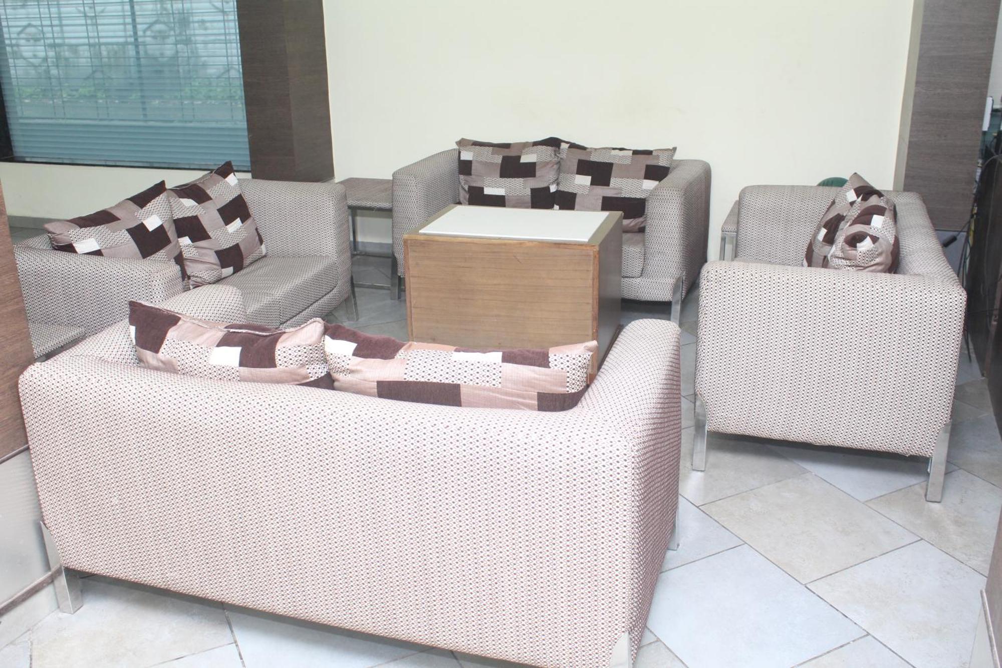 Hotel Western Court Boisar Экстерьер фото